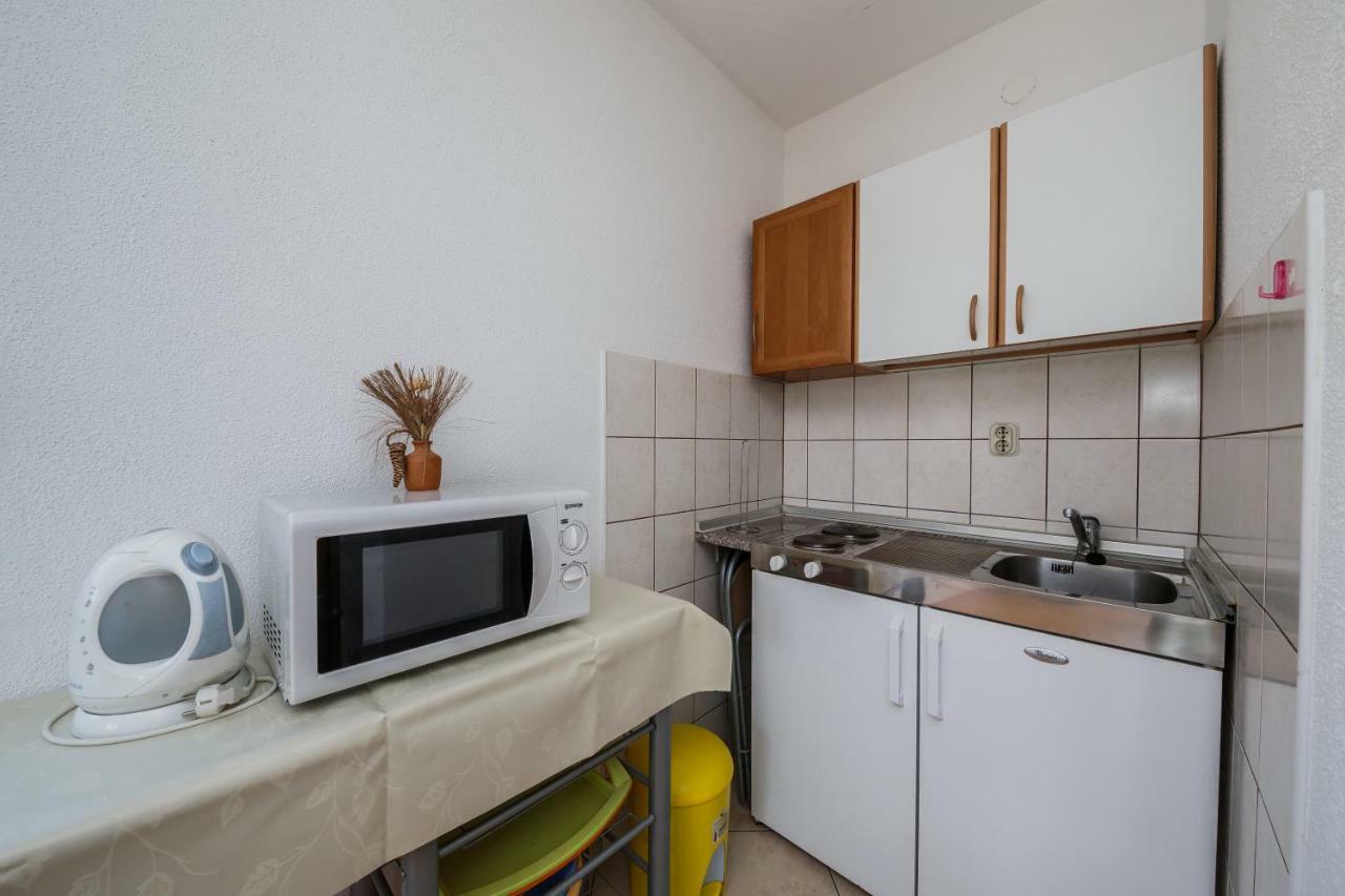 Apartments Mila Kastela Exterior photo